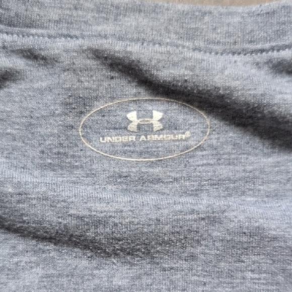 Under Armour Women's Medium T-Shirt - Picture 6 of 6